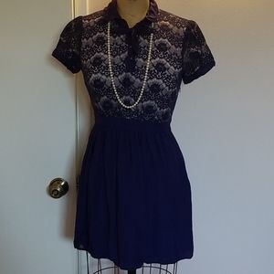 NWOT Forever 21 blue floral lace shortsleeve dress